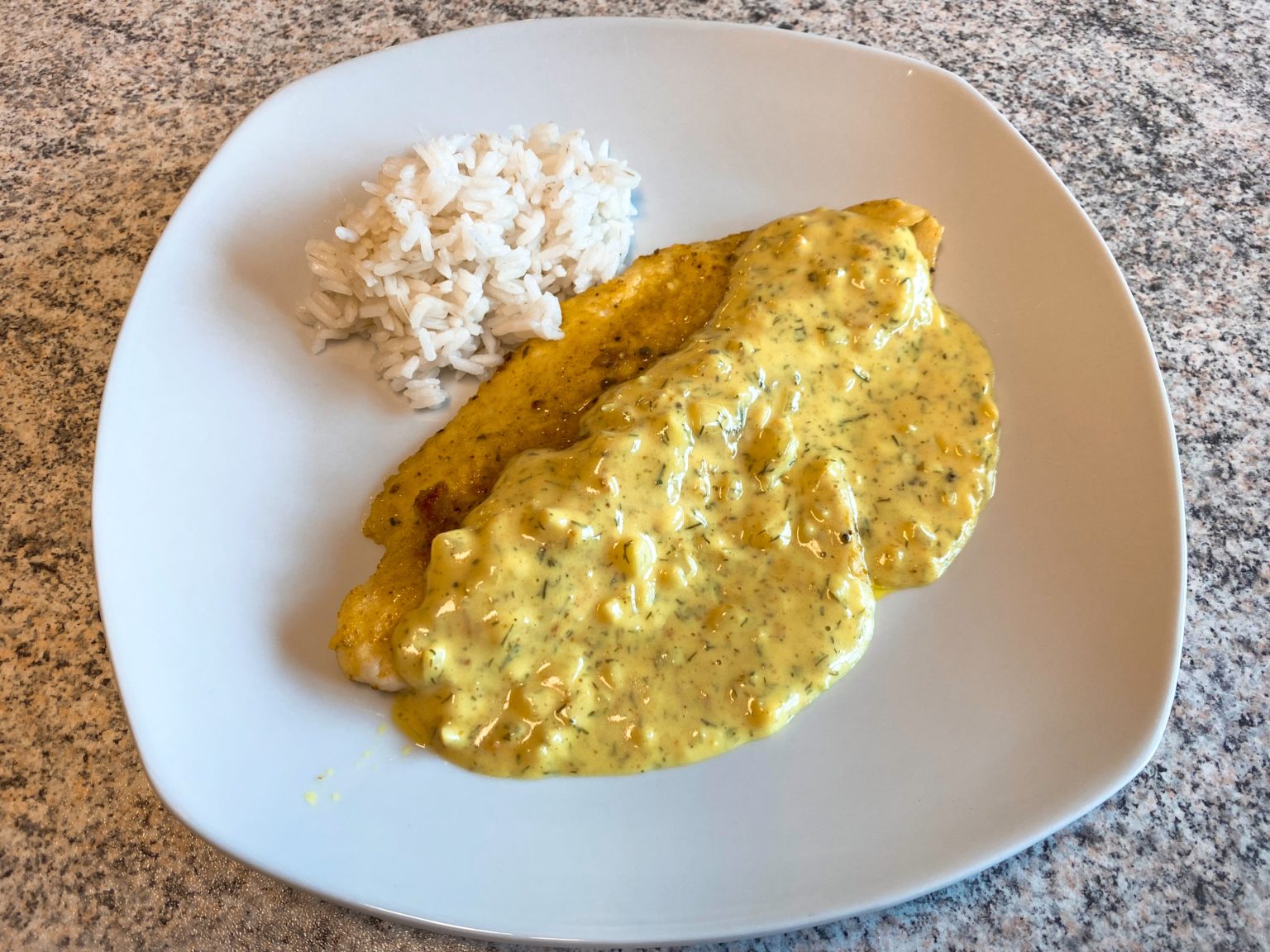 Fisch in Dill-Curry-Honig-Sauce – Familie Isselhorst